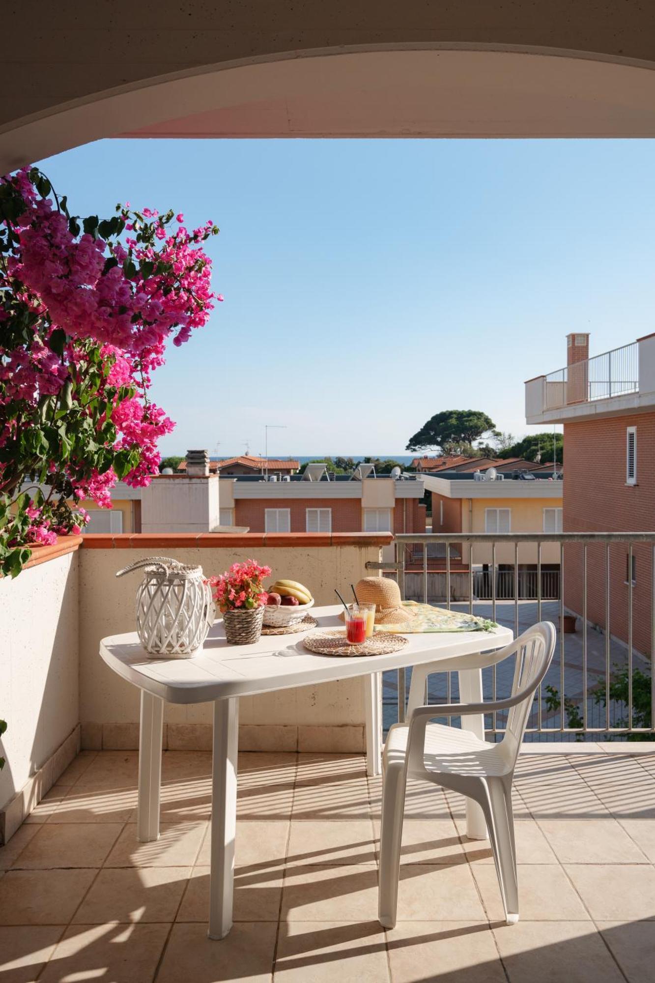 I Cinque Pini Hotel Follonica Buitenkant foto