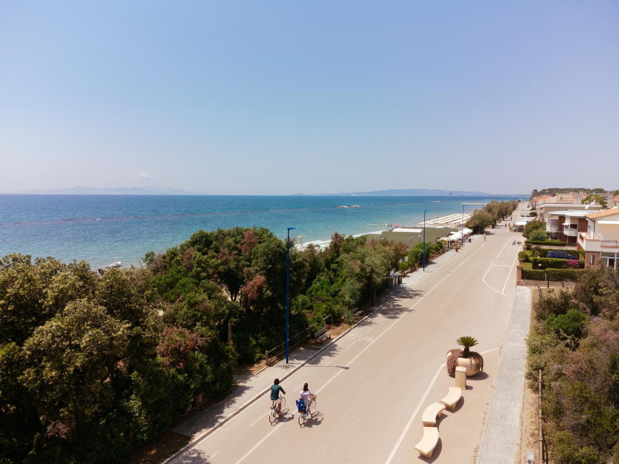 I Cinque Pini Hotel Follonica Buitenkant foto